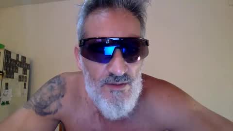 Snapshot of italiankingstripper chatting on February 2026 01:29:02 PM italiankingstripper online show from February 2026 01:29:02 PM