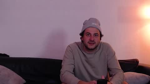 Snapshot of italianladd chatting on November 2025 01:38:01 AM italianladd online show from November 2025 01:38:01 AM