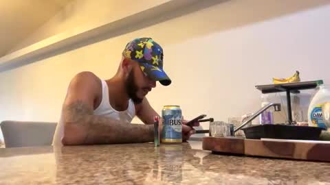 italianstalian777 online show from November 2025 06:46:02 PM