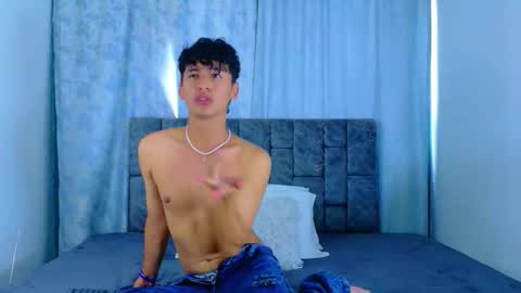 ithan_kingtwin online show from May 2026 07:31:01 PM