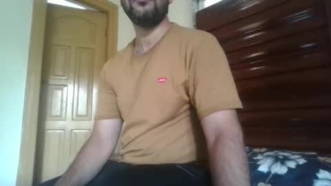 its_me_2323 online show from May 2026 05:35:02 AM