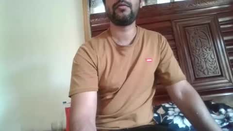 its_me_2323 online show from May 2026 04:52:01 AM