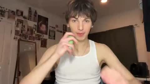 Snapshot of its_rowan chatting on November 2025 02:34:01 AM Rowan online show from November 2025 02:34:01 AM