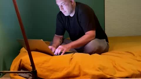 Snapshot of itsanexperiment chatting on March 2026 04:25:01 AM itsanexperiment online show from March 2026 04:25:01 AM