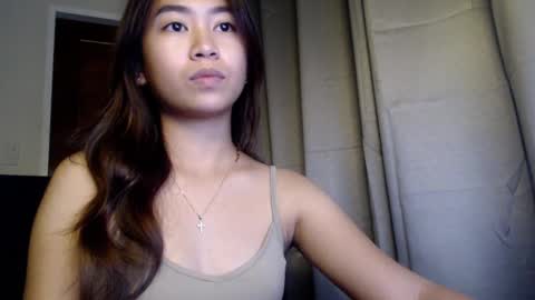 Candy online show from February 2025 06:48:02 PM