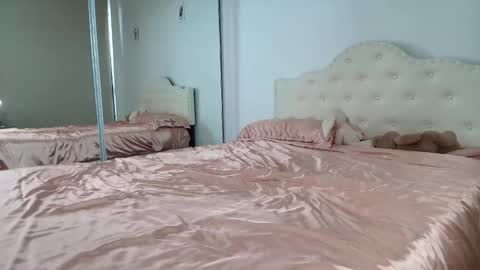 itschanelxx online show from December 2024 10:43:02 PM