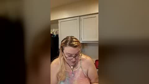 Itsglitchh222 online show from August 2026 02:41:01 PM