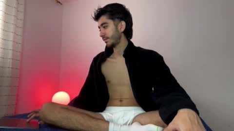 itsmartin_ online show from February 2026 02:24:01 PM