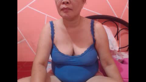 Kitty online show from April 2026 12:43:02 AM