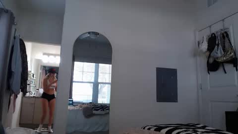 Alexis Rae online show from November 2025 05:24:02 PM