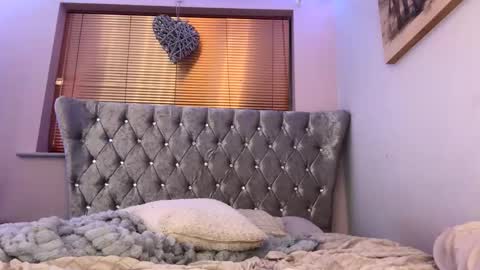 Snapshot of itsmelolax chatting on December 2024 09:46:01 PM Lola online show from December 2024 09:46:01 PM