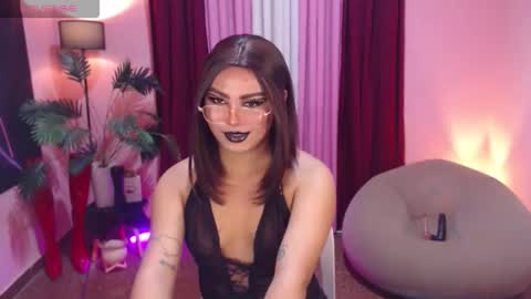 Snapshot of itsmesianaa29 chatting on October 2025 05:22:02 PM Siana online show from October 2025 05:22:02 PM