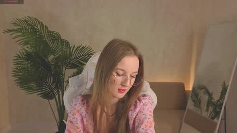 Snapshot of itsolivegarden chatting on October 2025 05:52:01 AM itsolivegarden online show from October 2025 05:52:01 AM