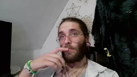 Snapshot of itsyaboiskunk chatting on September 2025 07:07:01 AM itsyaboiskunk online show from September 2025 07:07:01 AM