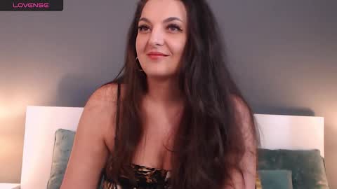 Snapshot of itsyourlady chatting on December 2025 07:49:01 AM Melissa Khaan online show from December 2025 07:49:01 AM