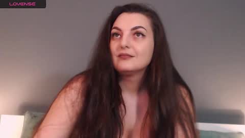 Snapshot of itsyourlady chatting on February 2026 07:56:02 AM Melissa Khaan online show from February 2026 07:56:02 AM