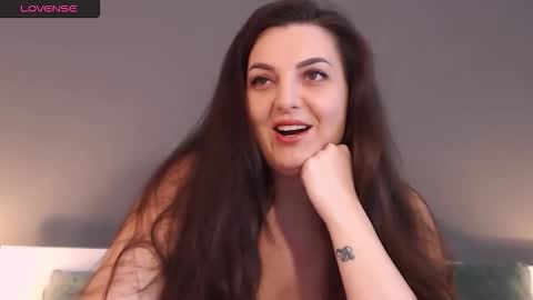 Snapshot of itsyourlady chatting on February 2026 07:06:02 AM Melissa Khaan online show from February 2026 07:06:02 AM