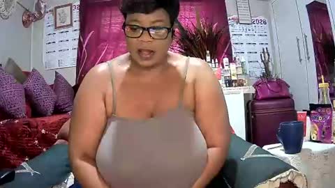 itumeleng74 online show from July 2026 06:48:01 AM