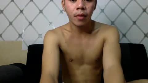 itzme_kint online show from May 2026 03:33:01 AM