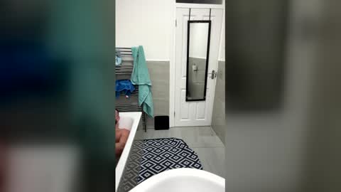 iuri1990 online show from February 2026 09:41:02 AM