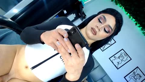 y  online show from January 2025 10:02:02 PM