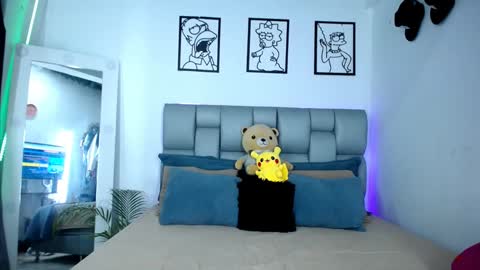 y  online show from January 2025 11:24:01 PM