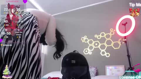 Snapshot of ivana_rose chatting on January 2025 09:14:02 PM Adris online show from January 2025 09:14:02 PM