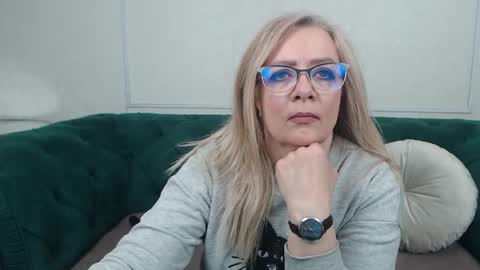ivanacharm online show from May 2026 03:12:01 AM
