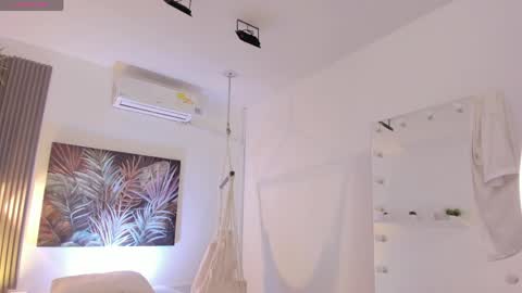 ivania_lua online show from April 2026 11:34:01 AM
