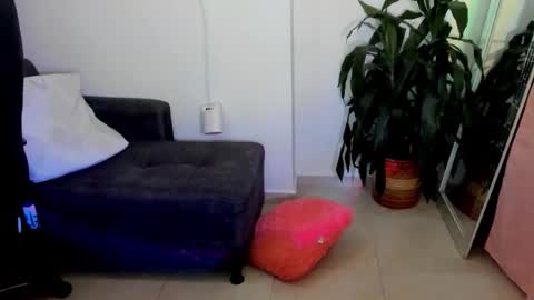 Snapshot of ivanna_essis chatting on October 2025 02:33:01 AM ivanna_essis online show from October 2025 02:33:01 AM