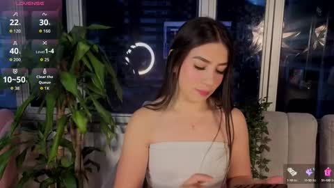 Ivanna West online show from October 2025 10:34:02 AM