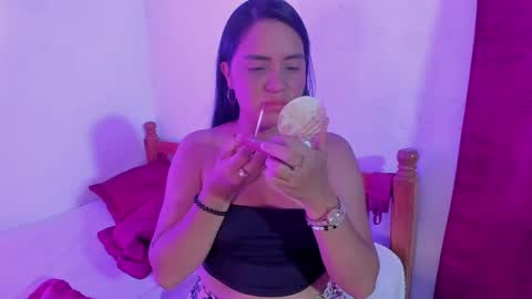 ivannaa18 online show from May 2026 02:06:01 AM