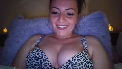 Snapshot of ivannahazel chatting on October 2025 11:05:02 PM Ivanna online show from October 2025 11:05:02 PM