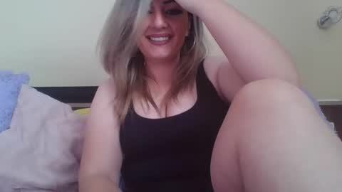 Snapshot of ivannahazel chatting on November 2025 12:06:02 PM Ivanna online show from November 2025 12:06:02 PM