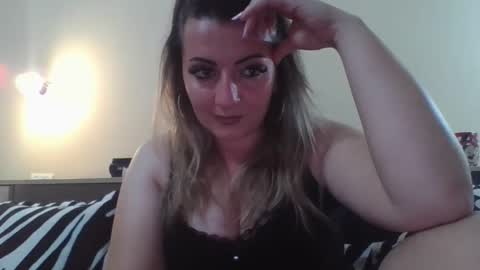 Snapshot of ivannahazel chatting on November 2025 05:24:01 PM Ivanna online show from November 2025 05:24:01 PM