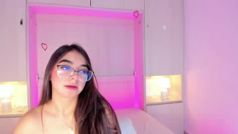 Ivy online show from May 2026 04:06:02 AM