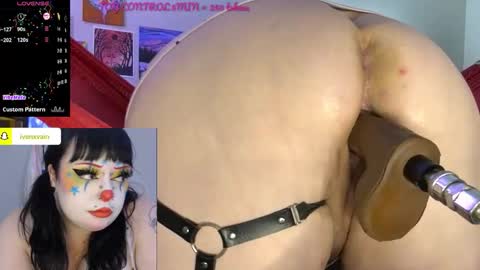 Snapshot of ivenvain chatting on November 2025 10:06:01 AM ivenvain online show from November 2025 10:06:01 AM