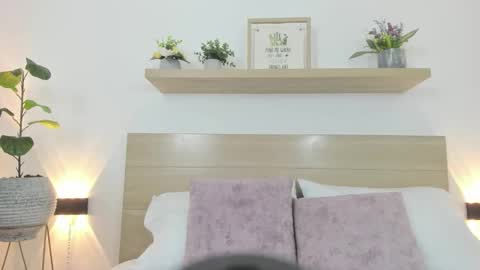 Snapshot of ivette_swan chatting on February 2026 12:33:02 PM I V E T T E online show from February 2026 12:33:02 PM