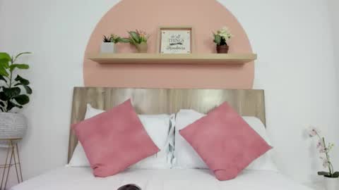 Snapshot of ivette_swan chatting on February 2026 12:12:01 PM I V E T T E online show from February 2026 12:12:01 PM