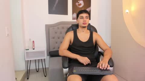 Snapshot of ivo_beischel chatting on September 2025 11:43:02 AM Ivo Beischel online show from September 2025 11:43:02 AM