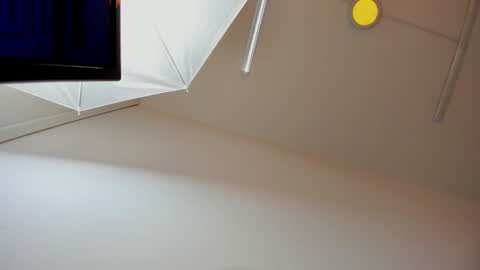 Snapshot of ivo_beischel chatting on September 2025 11:47:02 AM Ivo Beischel online show from September 2025 11:47:02 AM