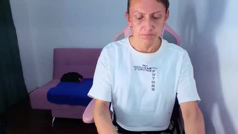 Ivonne online show from March 2026 12:06:02 AM