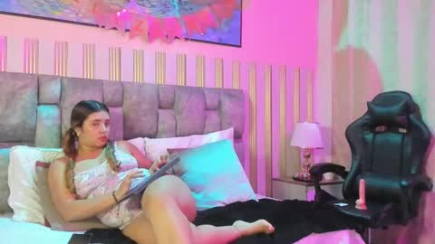 ivonne online show from December 2025 11:16:02 AM