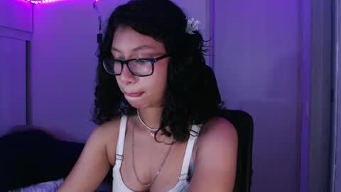 Snapshot of ivonny111 chatting on February 2026 02:06:02 AM ivonny111 online show from February 2026 02:06:02 AM