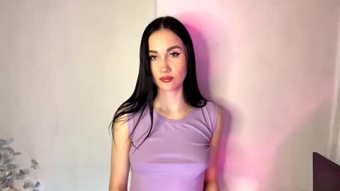 Snapshot of ivoryhochstine chatting on December 2025 11:08:01 AM Nika online show from December 2025 11:08:01 AM