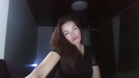 Lana online show from March 2026 09:32:02 PM