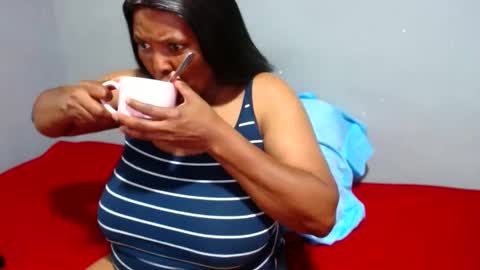 IVORYTITS48 online show from February 2025 06:02:02 PM