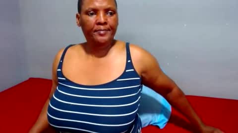 IVORYTITS48 online show from February 2025 04:33:01 PM