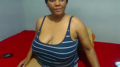 IVORYTITS48 online show from February 2025 05:42:01 PM