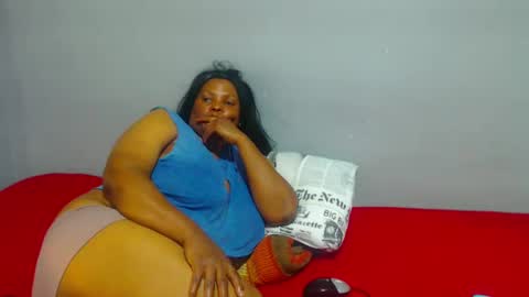 IVORYTITS48 online show from March 2025 05:33:02 PM